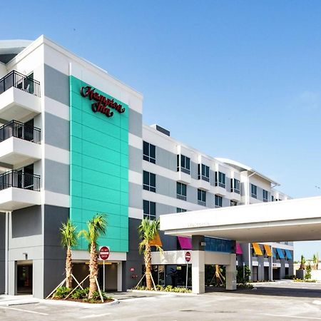Hampton Inn Dunedin, Fl Екстериор снимка