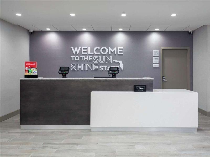 Hampton Inn Dunedin, Fl Екстериор снимка