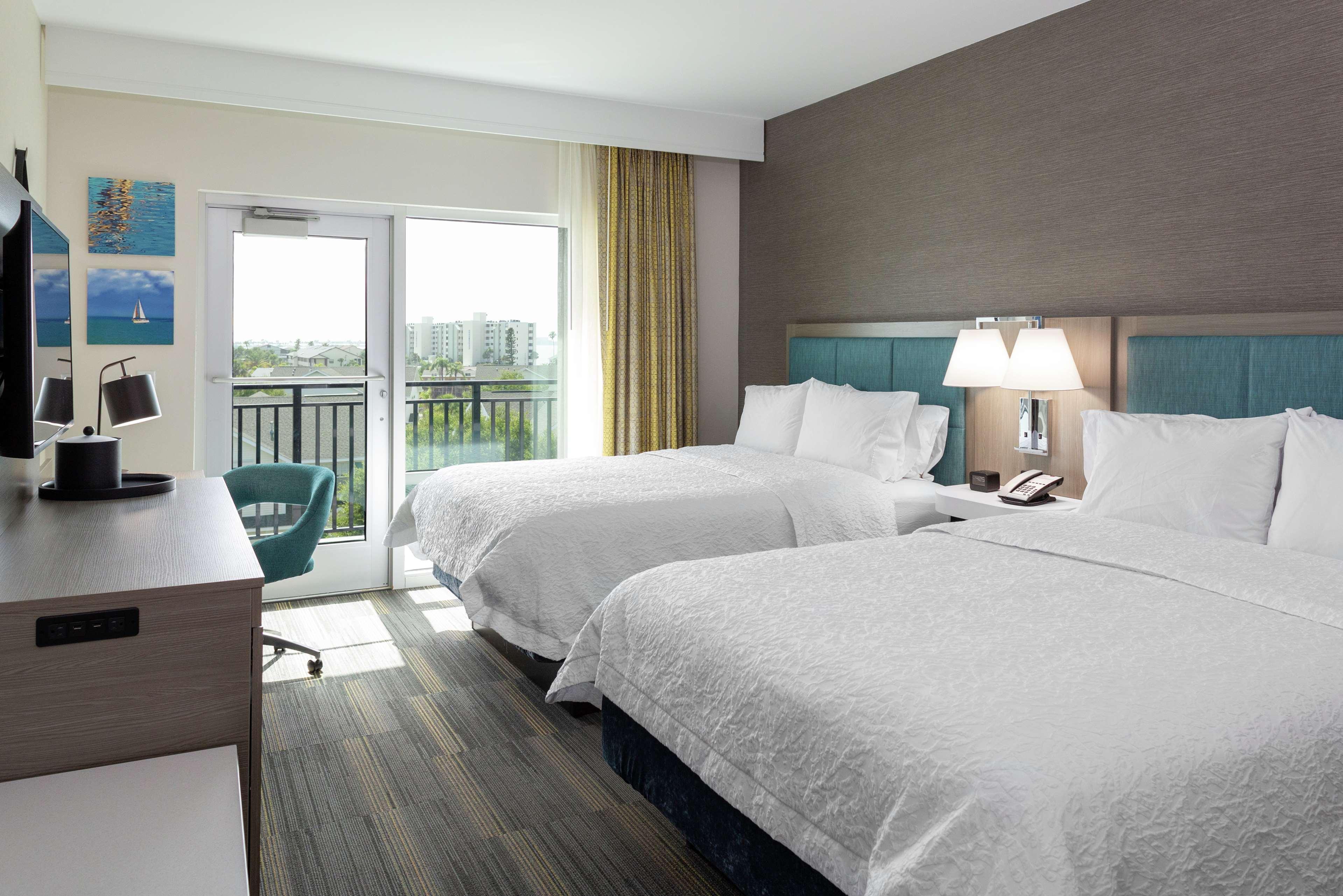 Hampton Inn Dunedin, Fl Екстериор снимка