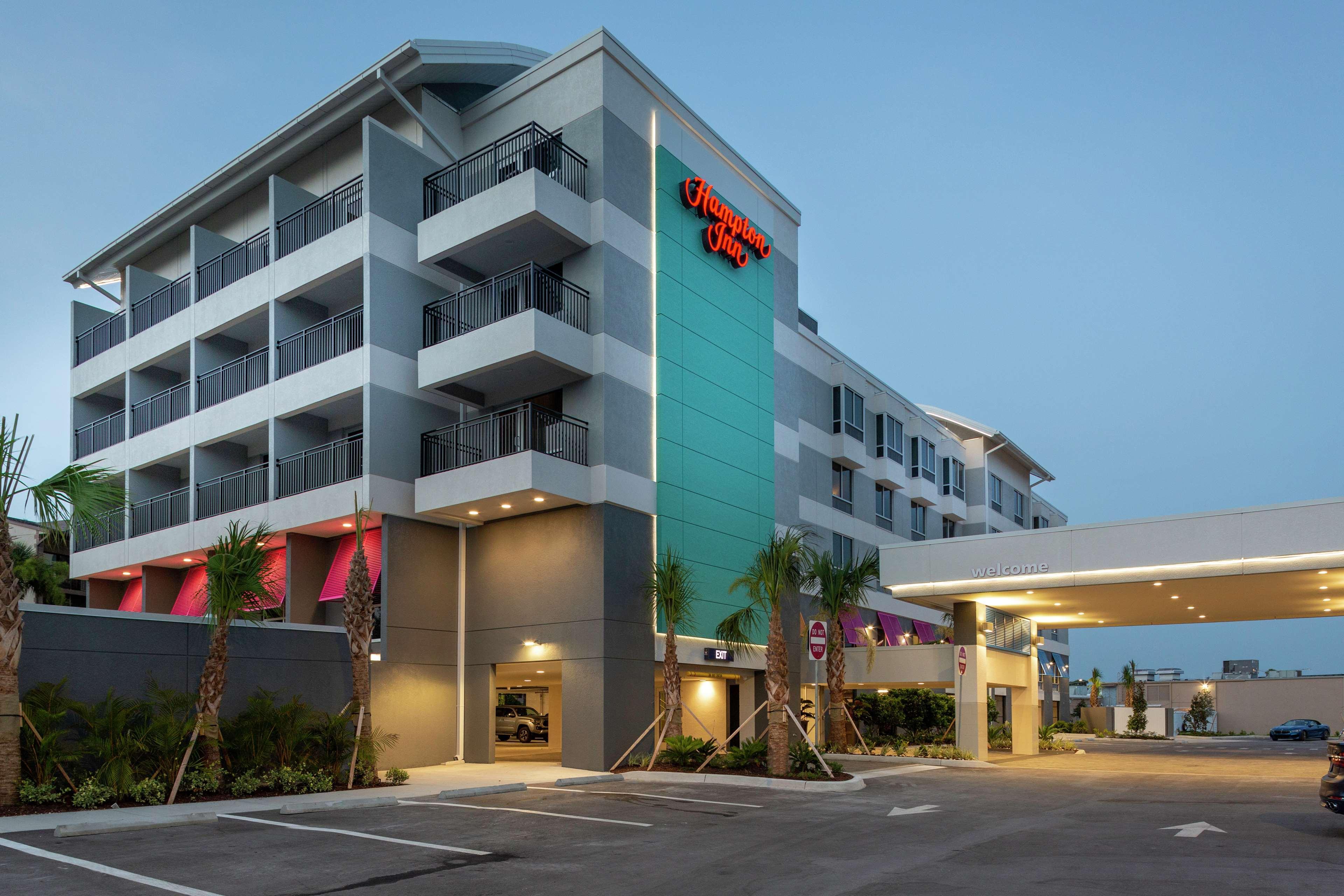 Hampton Inn Dunedin, Fl Екстериор снимка