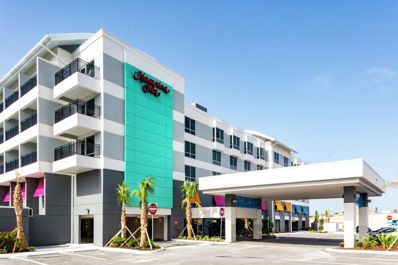 Hampton Inn Dunedin, Fl Екстериор снимка