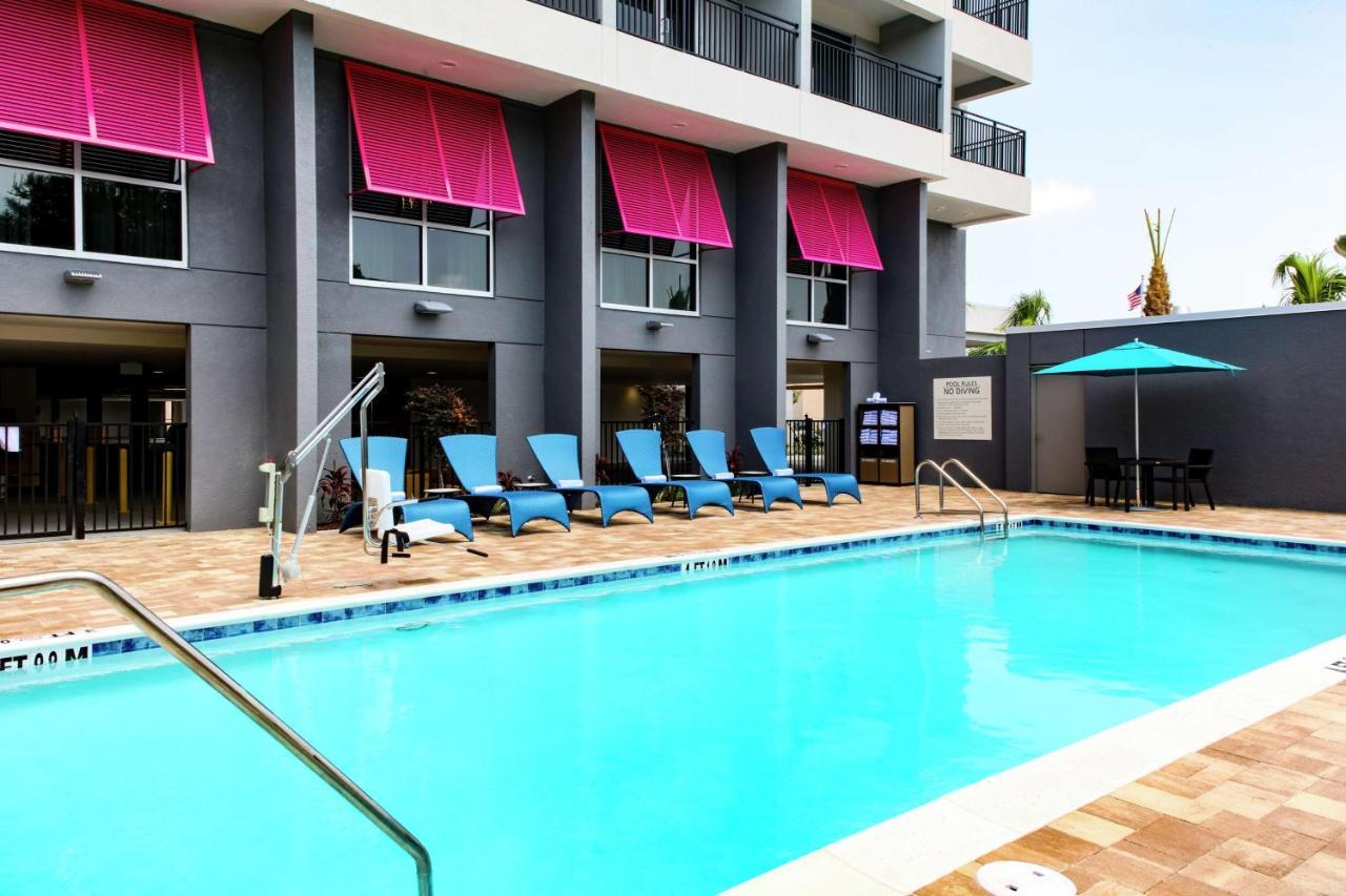 Hampton Inn Dunedin, Fl Екстериор снимка